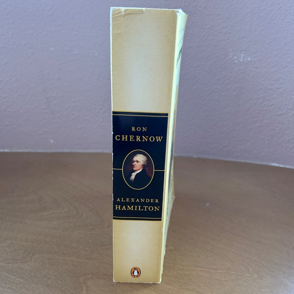 Alexander Hamilton by Ron Chernow - The Inspiration for the Hit Broadway Musical - Picture 5 of 8